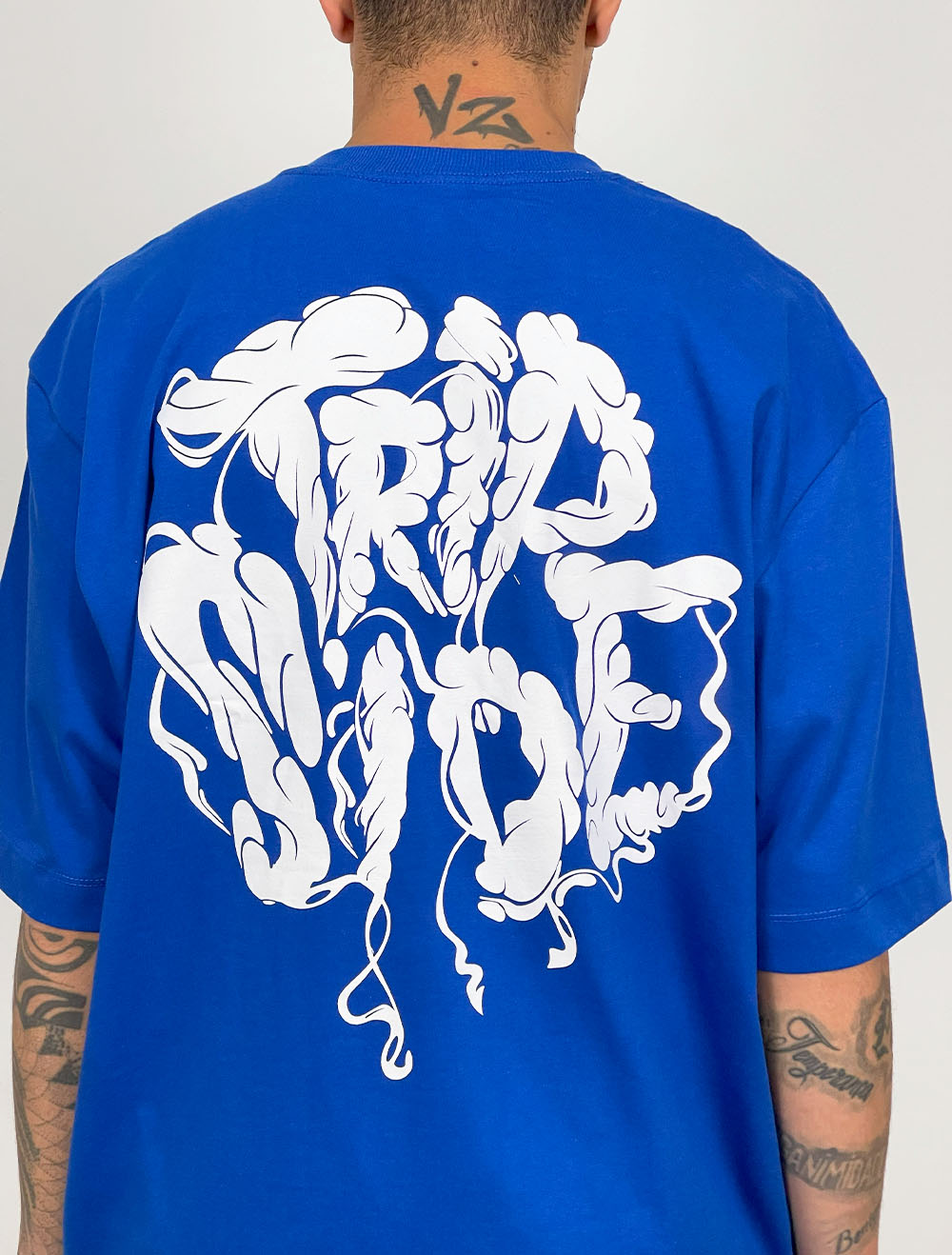 Camiseta Oversized Trip Side Fumaça - Azul