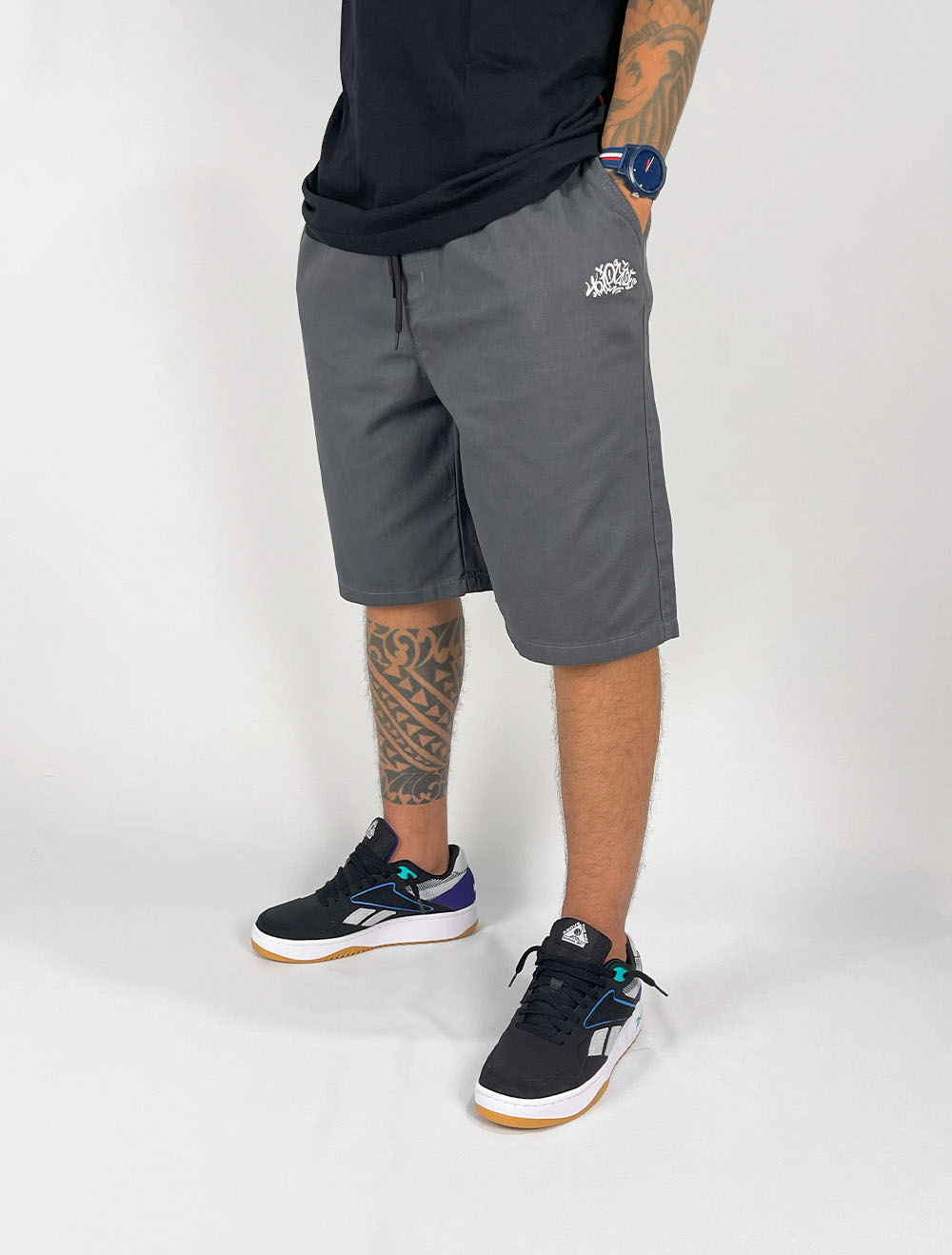 Bermuda Sarja Trip Side Tag Code - Cinza