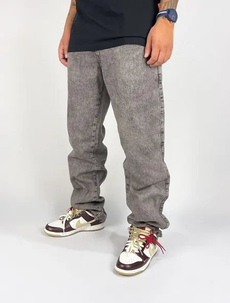 Calça Jeans Corte Reto Oncross Marmorizada Cinza Escuro