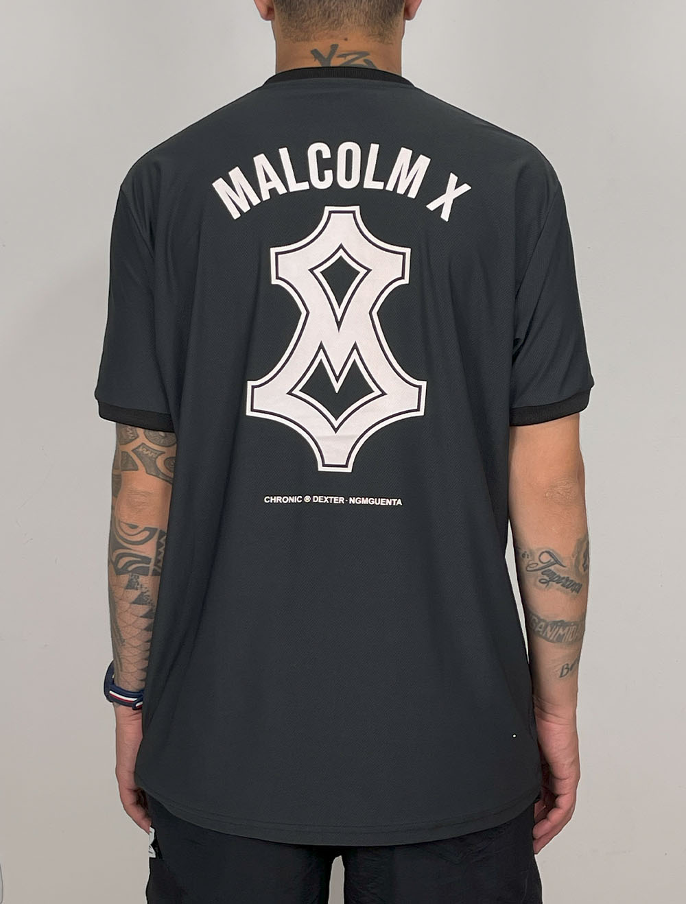 Camiseta Chronic de Time Dexter Malcolm X 8 - Preta