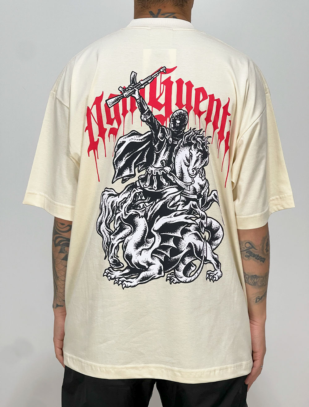 Camiseta Oversized Chronic São Jorge Tag Caos