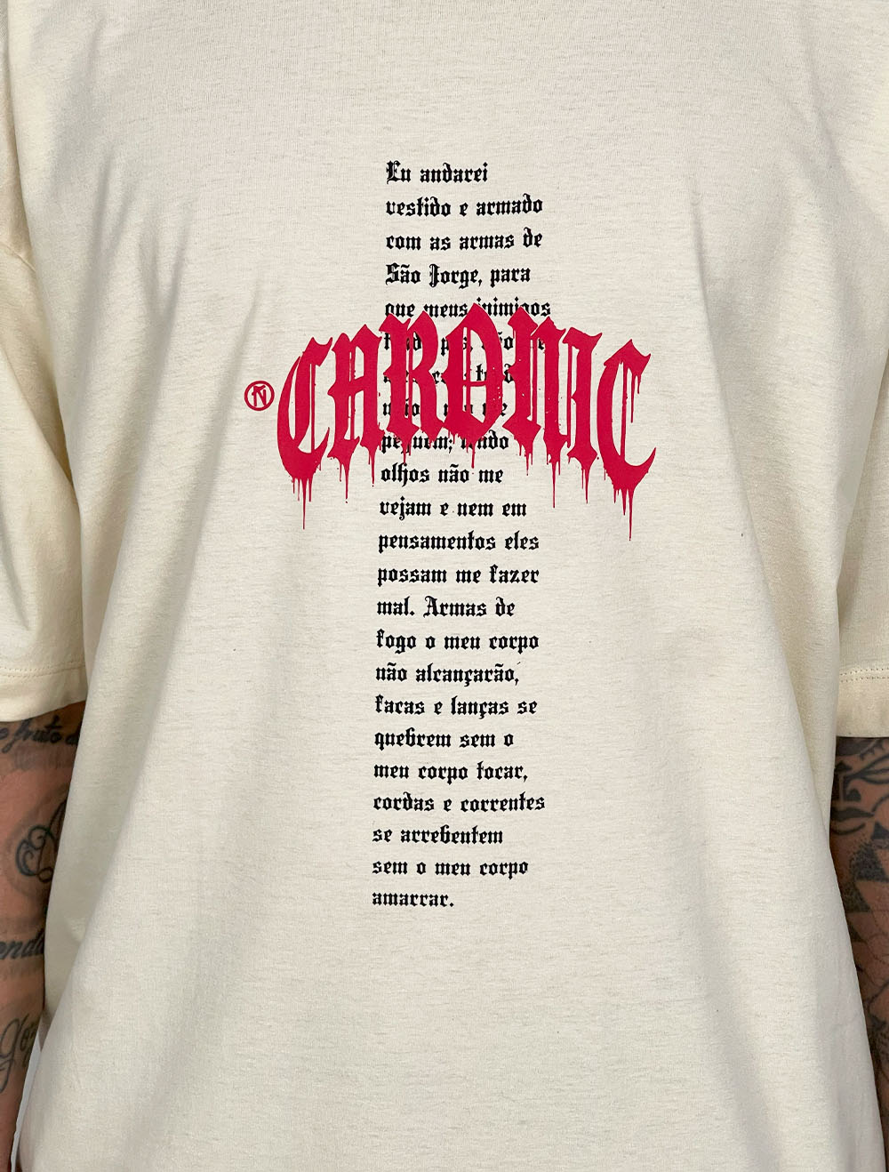 Camiseta Oversized Chronic São Jorge Oração Update - Creme