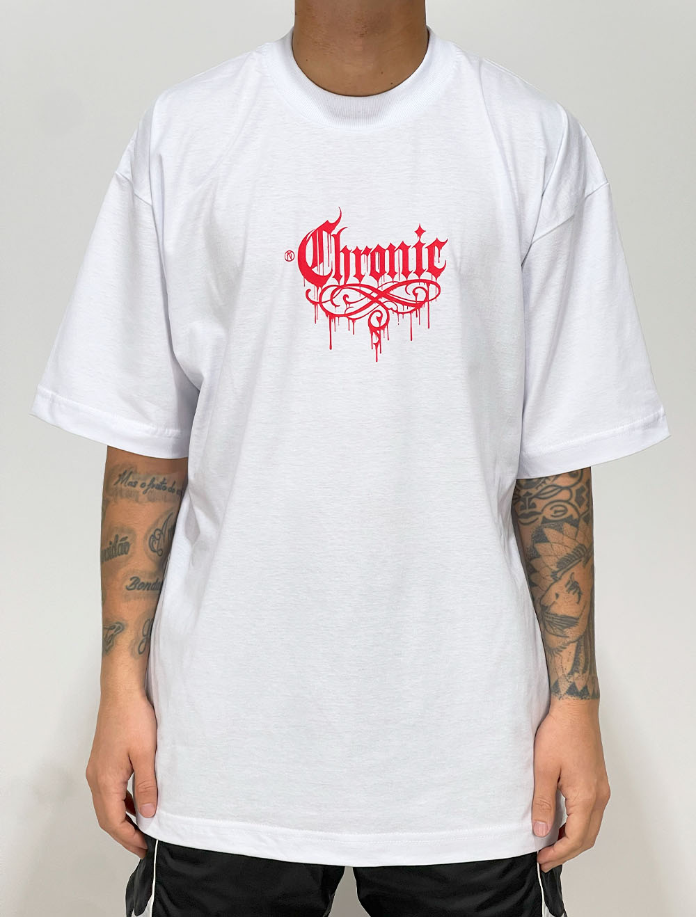 Camiseta Oversized Chronic São Jorge Tag Caos