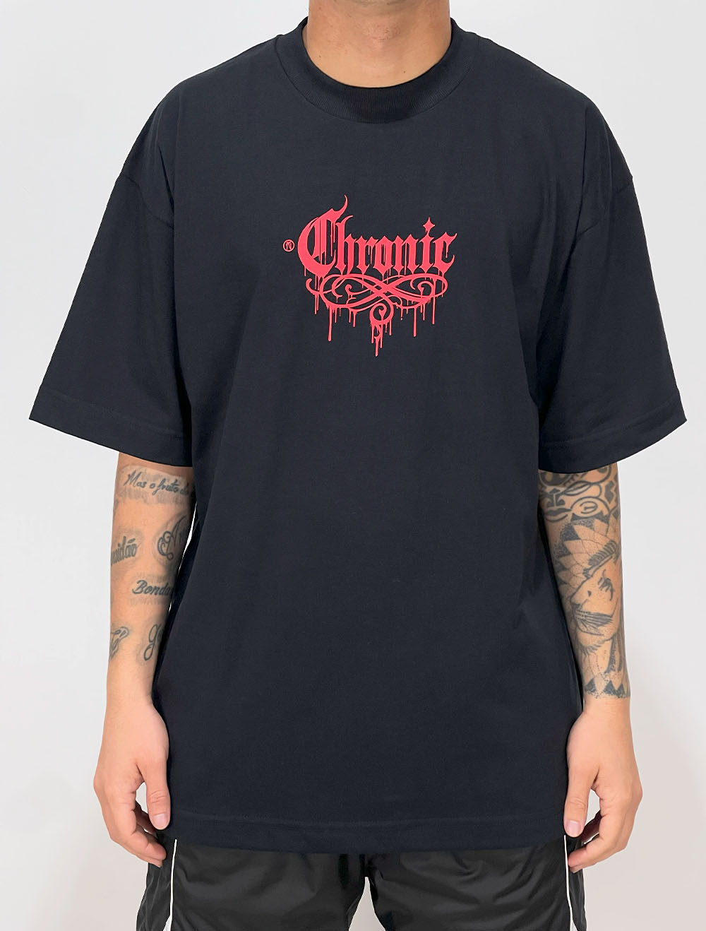 Camiseta Oversized Chronic São Jorge Tag Caos