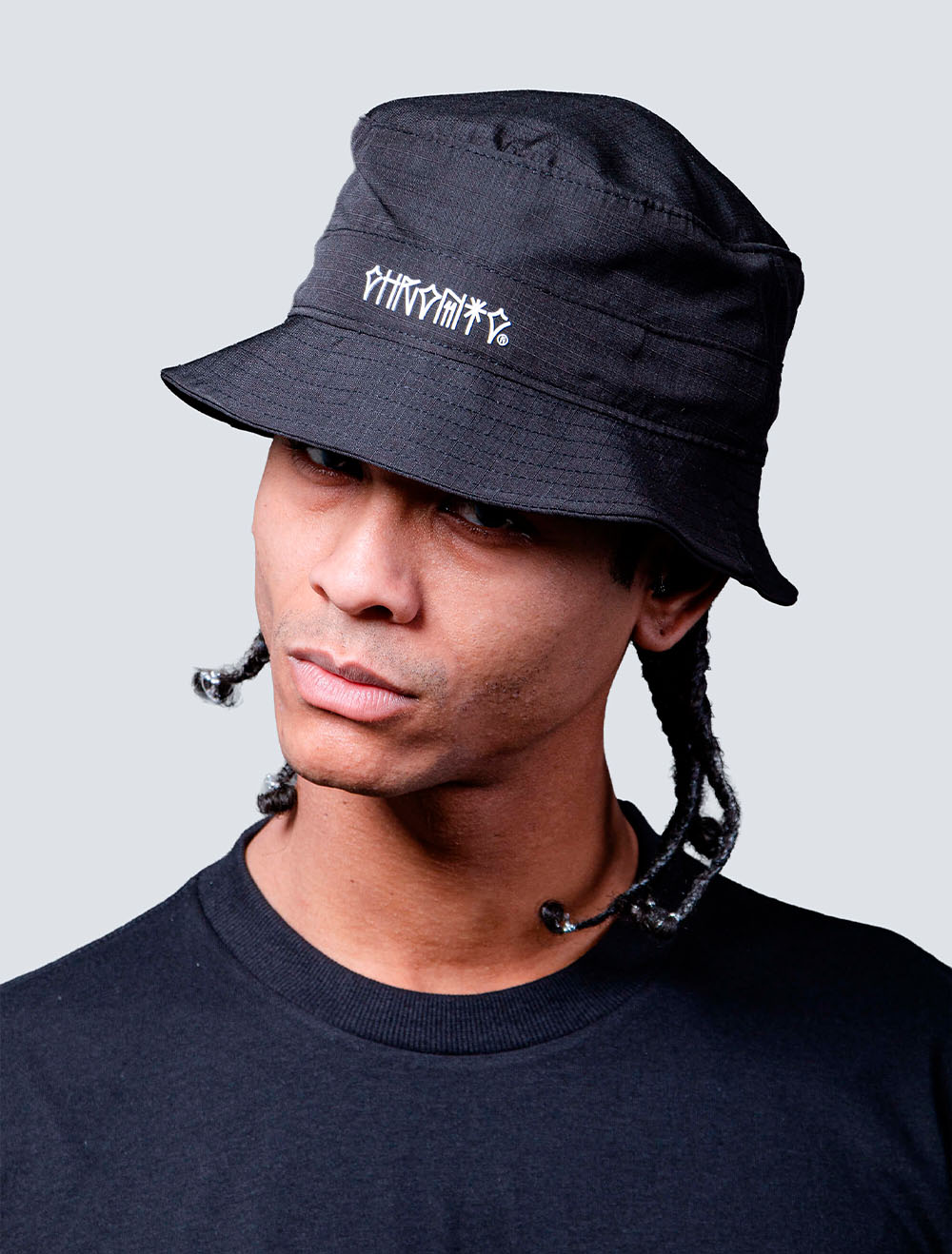 Chapéu Bucket Hat Chronic Tag Fire Cannabis - Preto