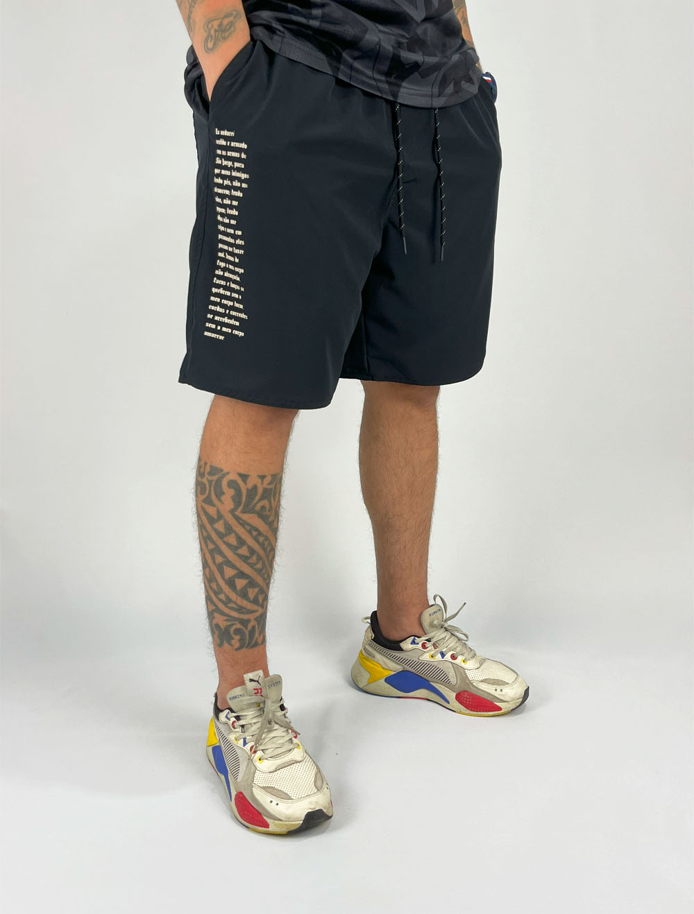 Shorts Curto Cargo Chronic Oração São Jorge Guerreiro - Preta