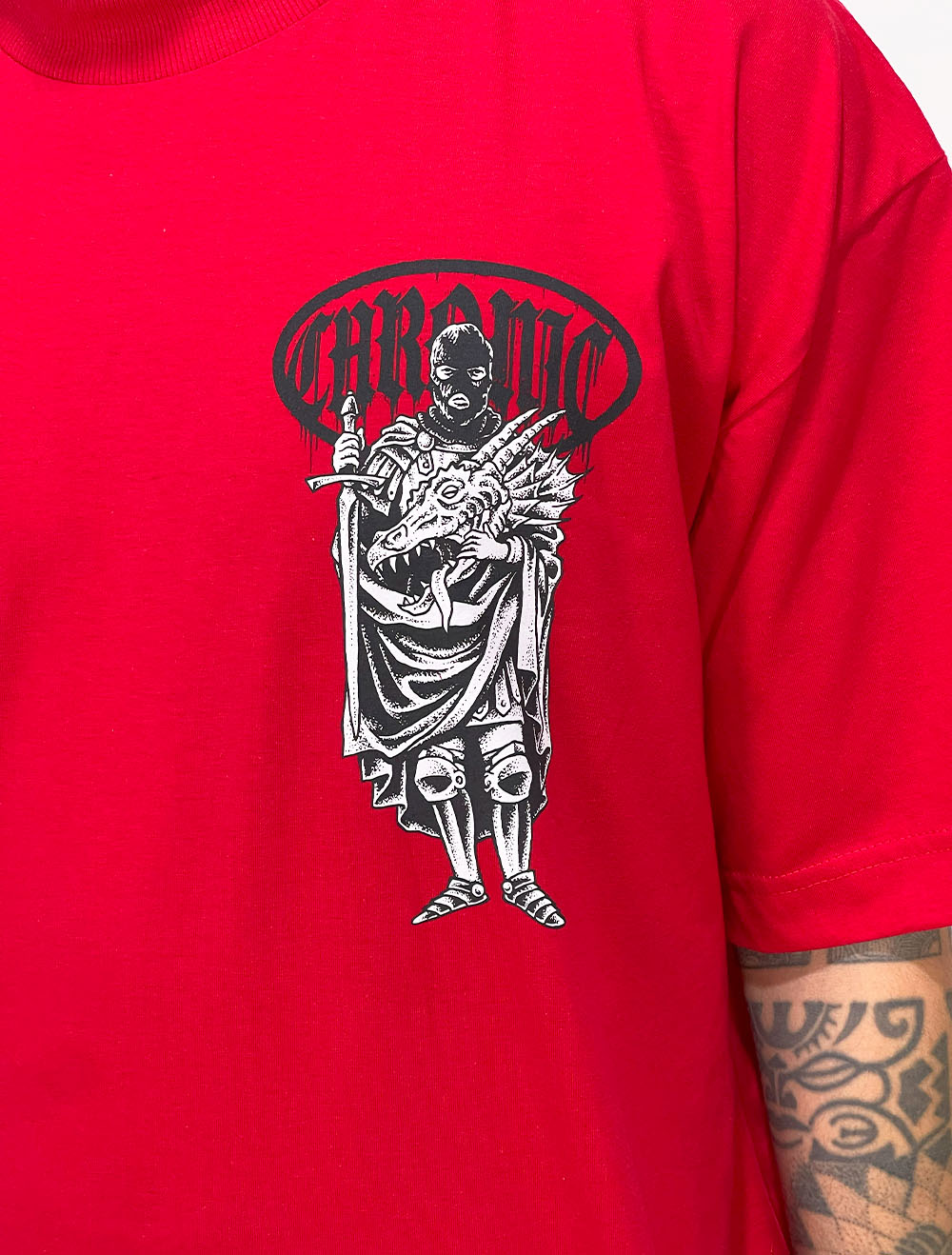 Camiseta Oversized Chronic S.J. Dragão Logo Caos
