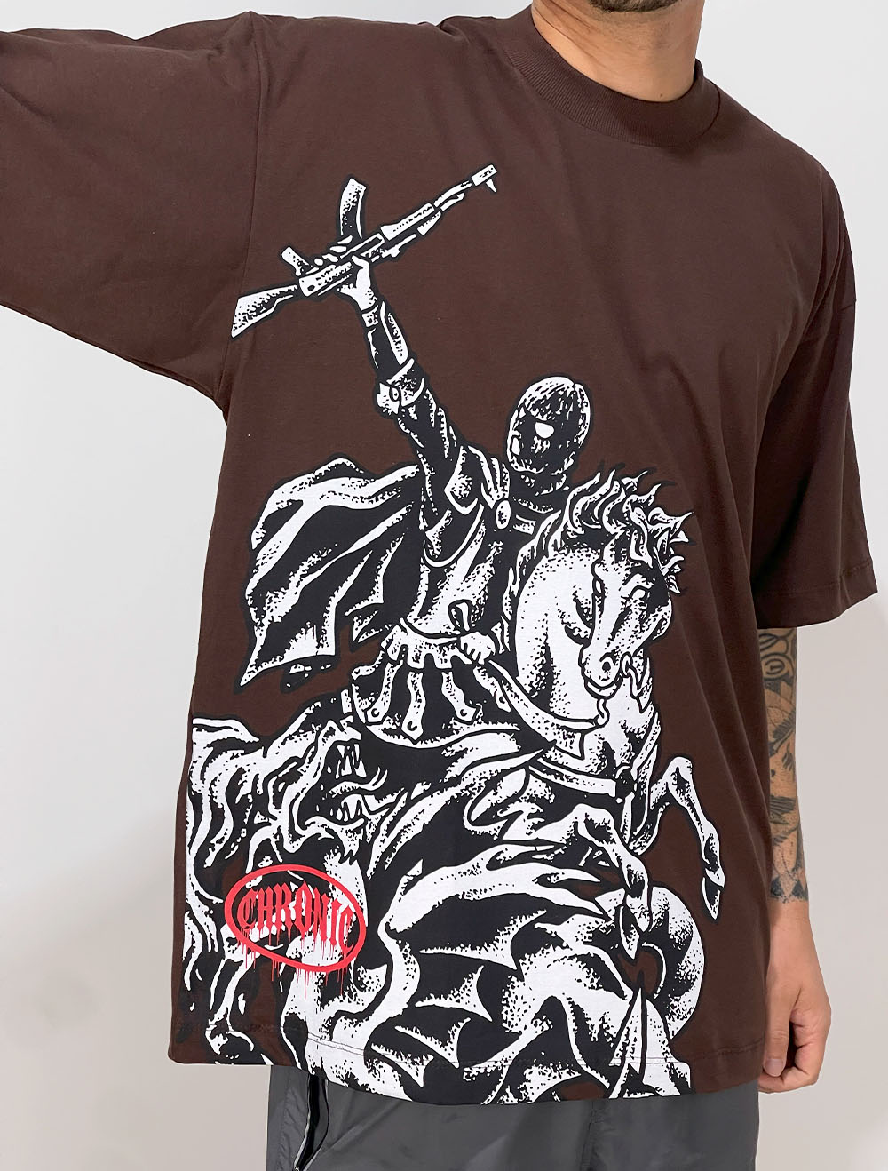 Camiseta Oversized Chronic S.J. Update Down PB