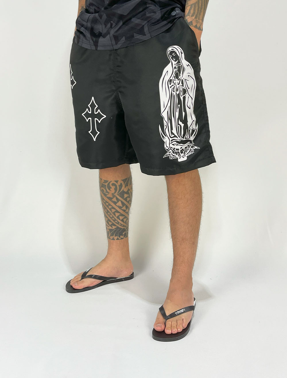 TRIPPIN / GHETTO STROLL • Muro Shorts Tactel Trip Side Guadalupe Cruzes