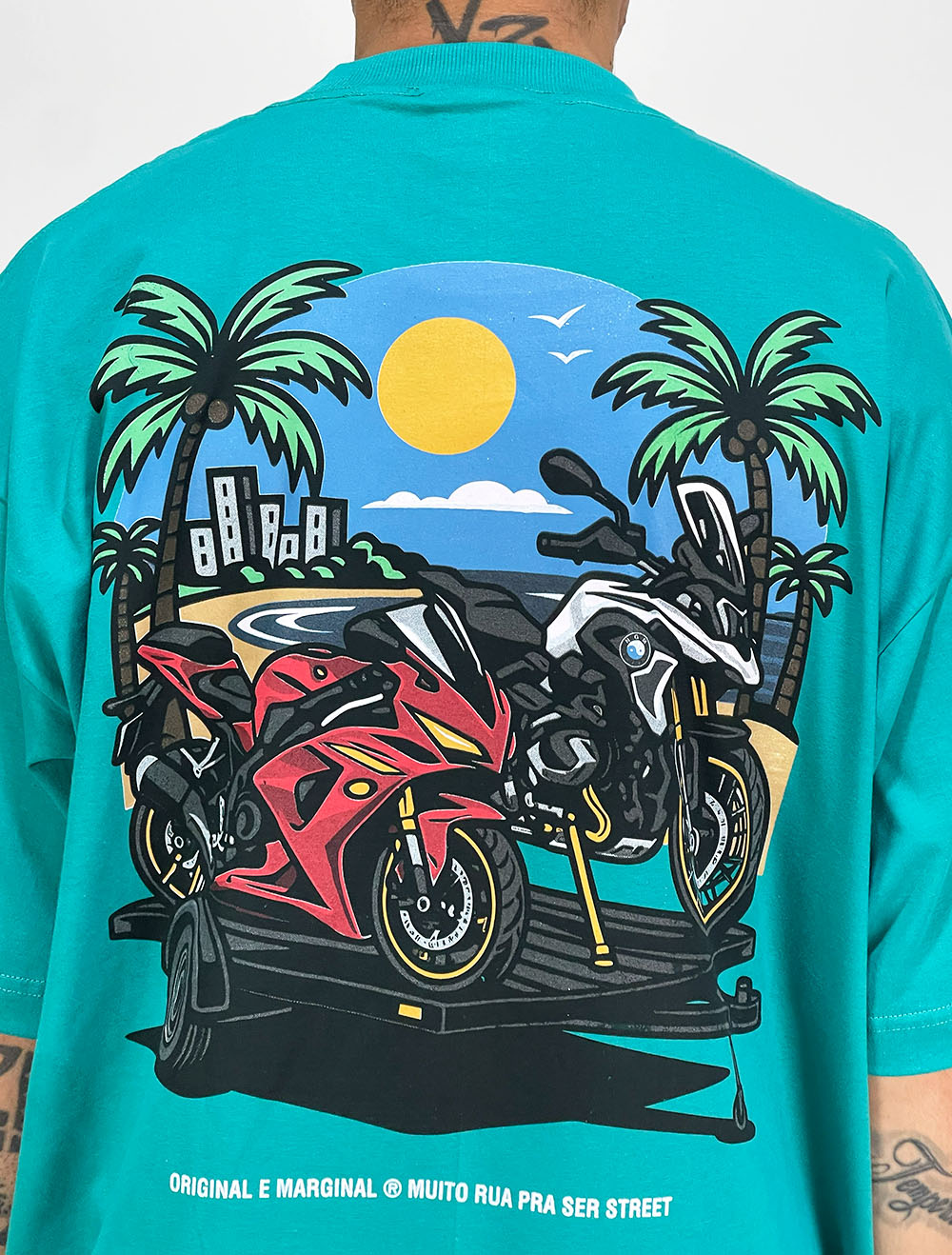 Camiseta Oversized Chronic Ferias Motos