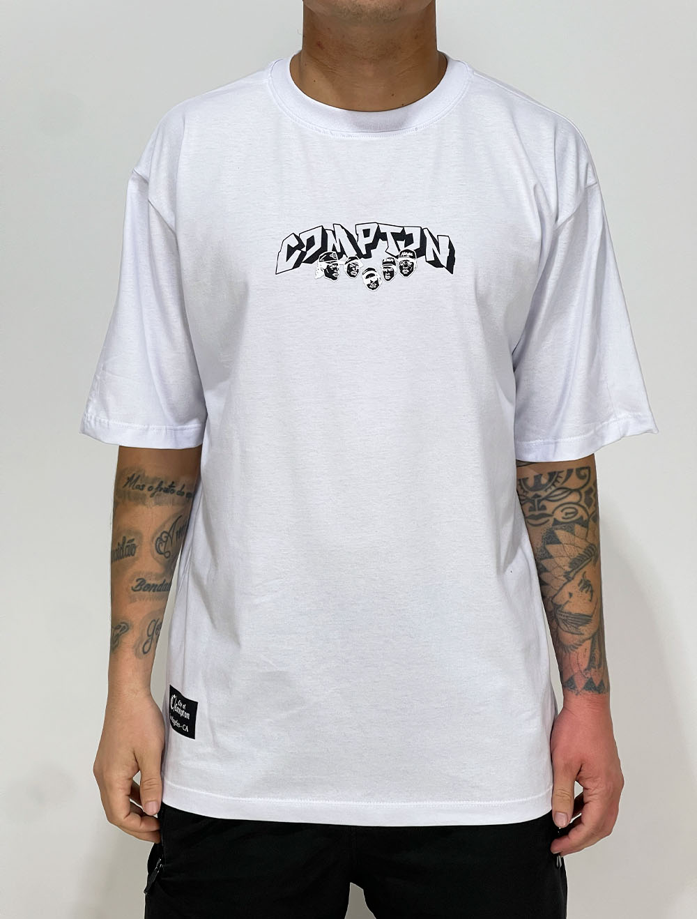 Camiseta Oversized Compton Wing NWA Welcome