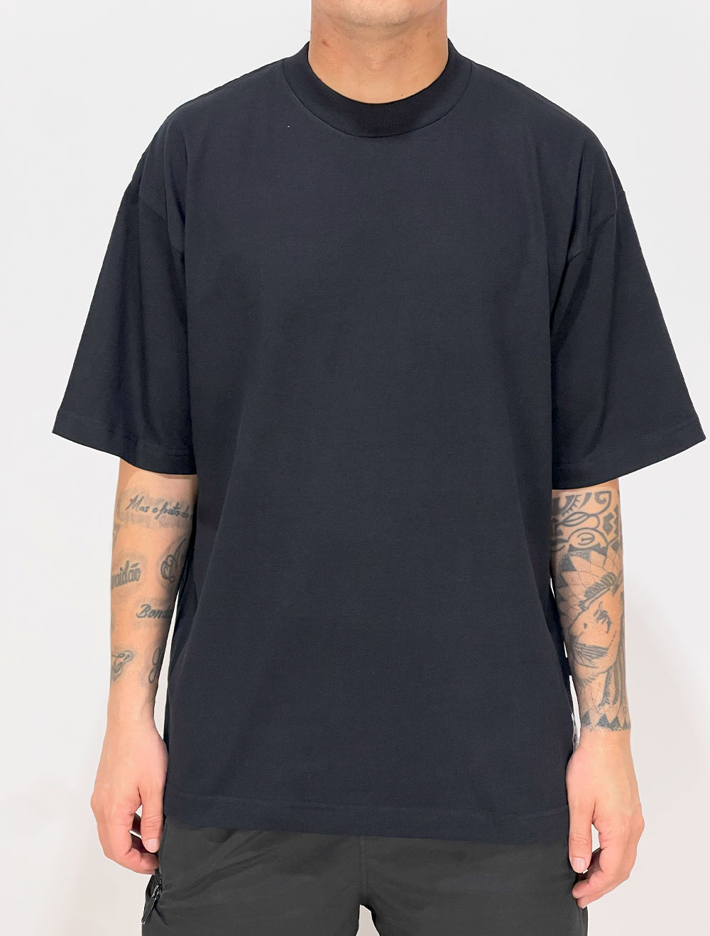 Camiseta Oversized Premium Chronic Lisa