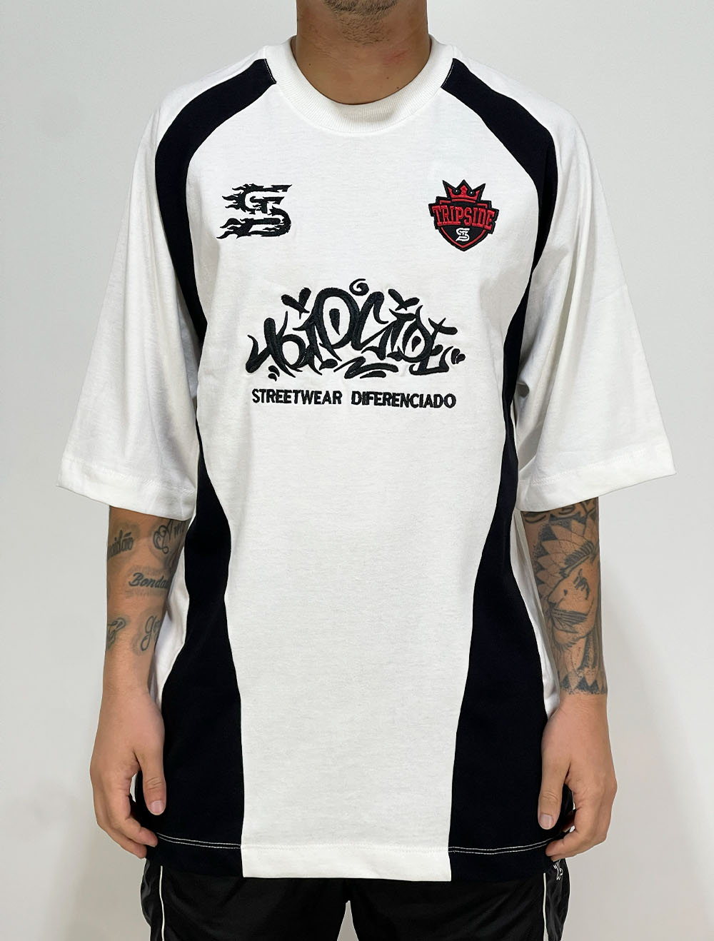 うま Camiseta Oversized Premium Raglan Trip Side Tag Code