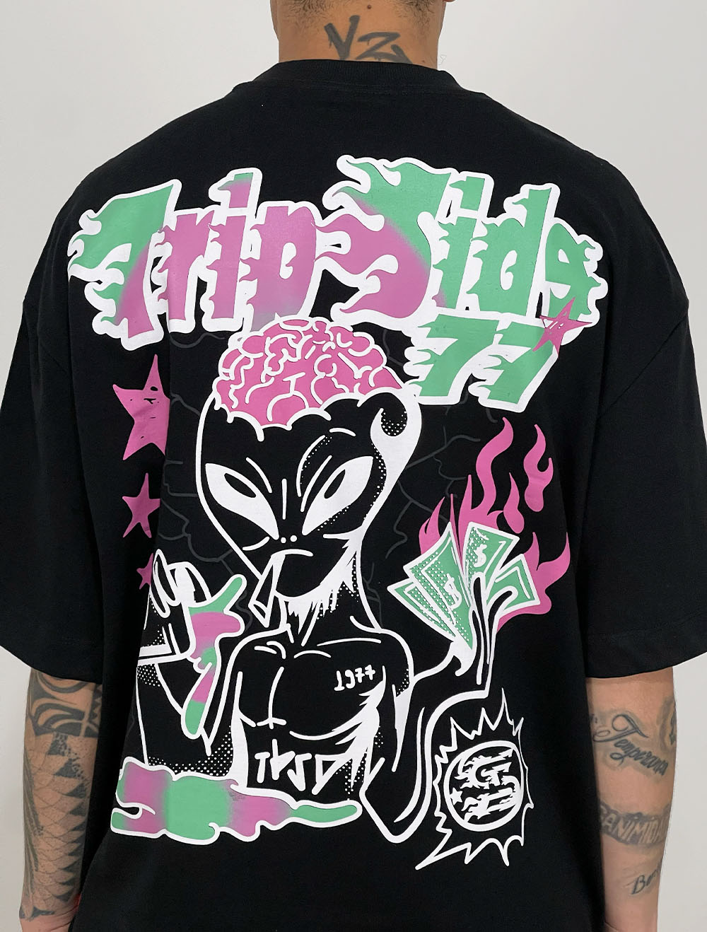 めい：アパルトモン：Volume Sleeeve Shirt Camiseta Oversized Sleeve Lenda - Verde