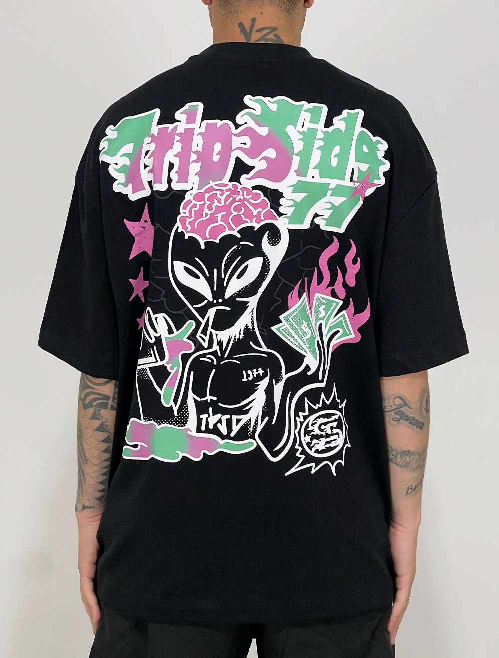 Camiseta Oversized Premium Trip Side Alien Money
