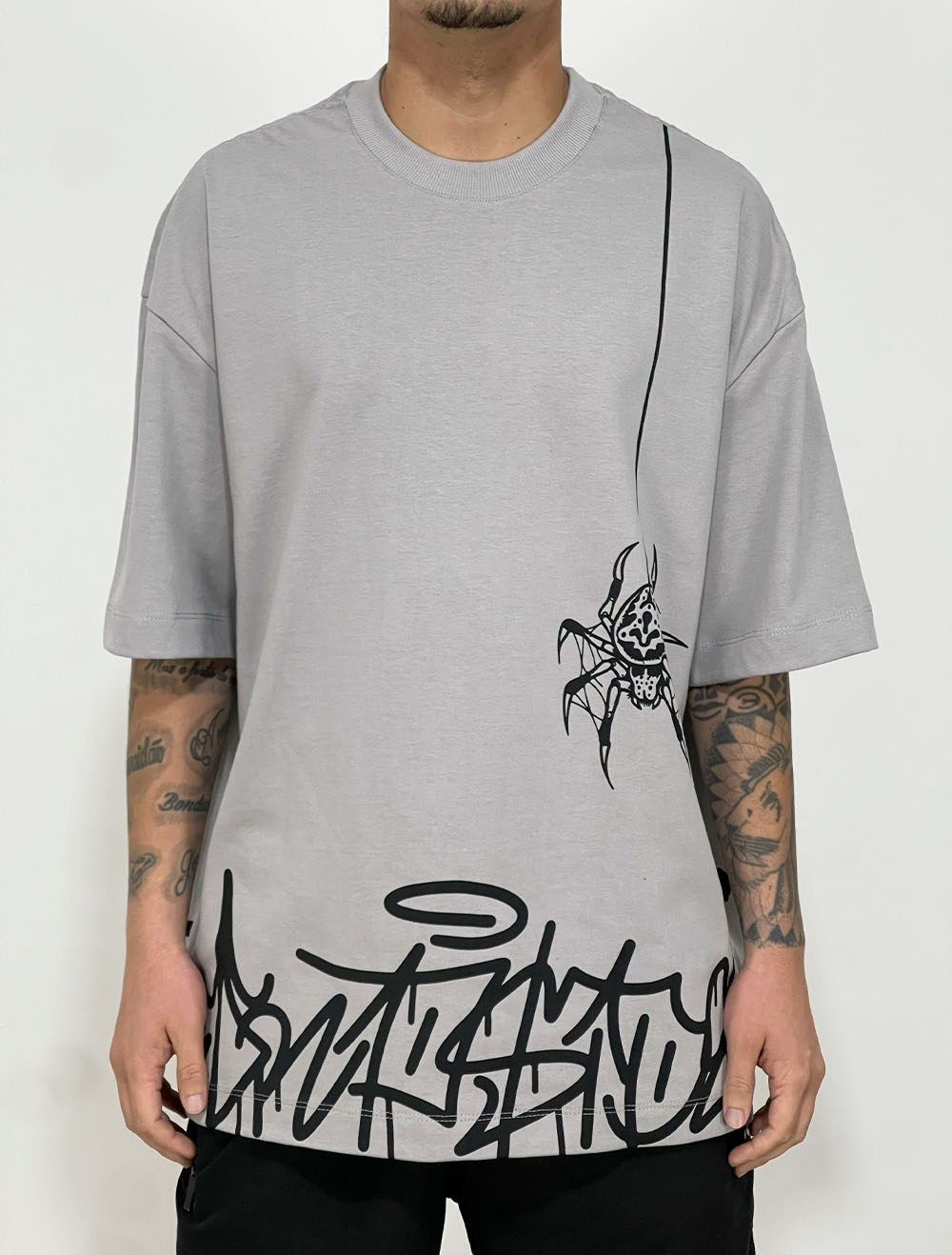 Camiseta Oversized Premium Trip Side Spider Tag - Cinza