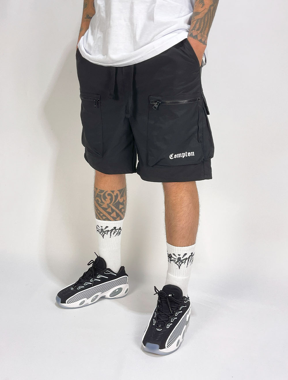 Shorts Curto Cargo Impermeável Tactel Compton Same Side - Preta