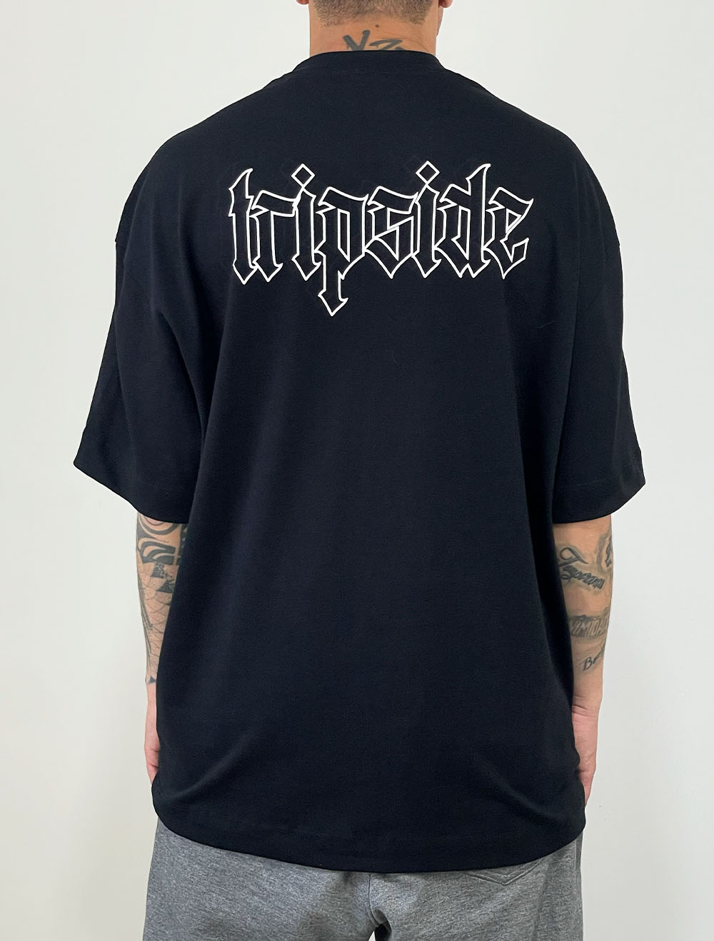 Camiseta Oversized Premium Trip Side Race 77 - Preta