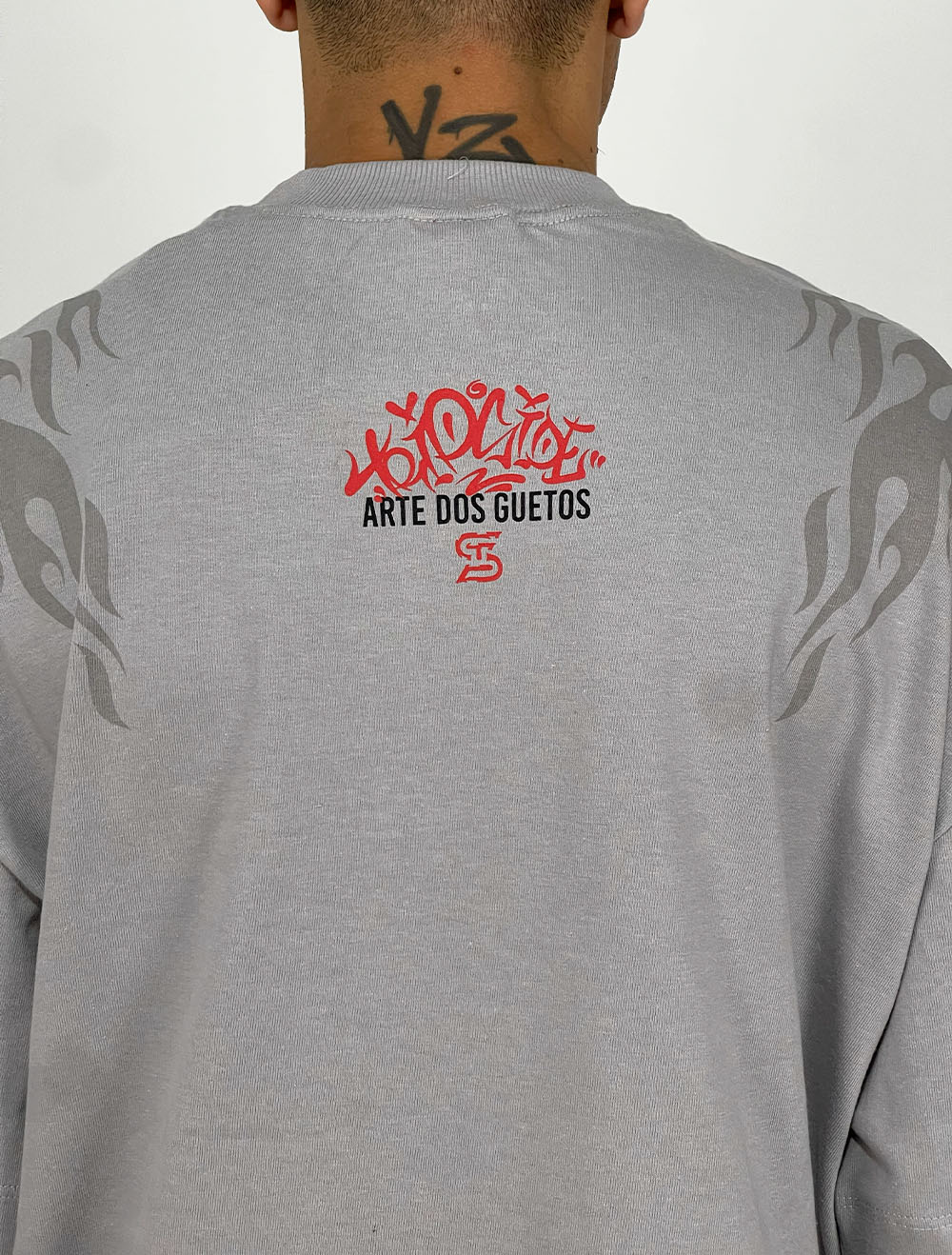 Camiseta Boxy Trip Side Tag Code - Cinza