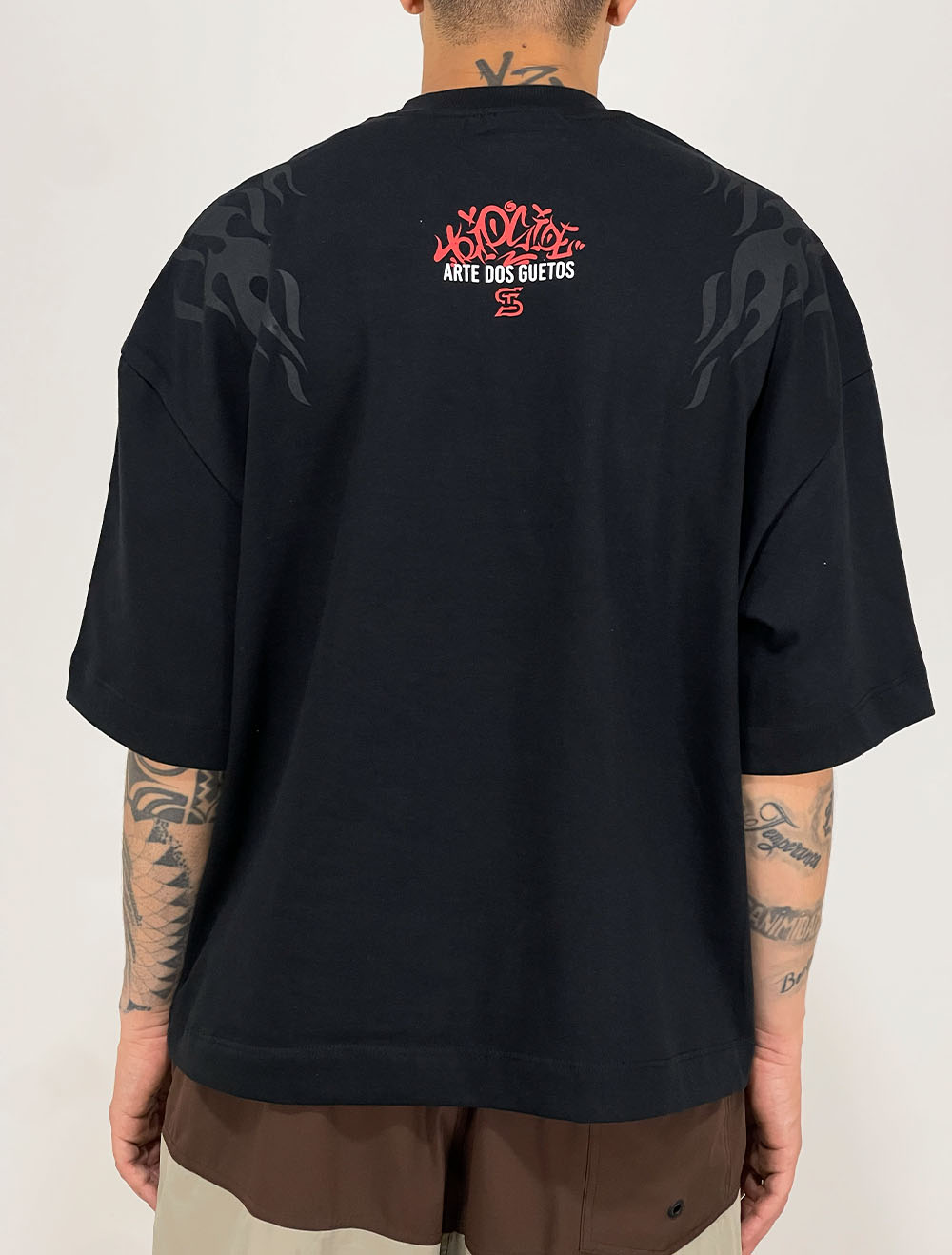 Camiseta Boxy Trip Side Tag Code - Preta