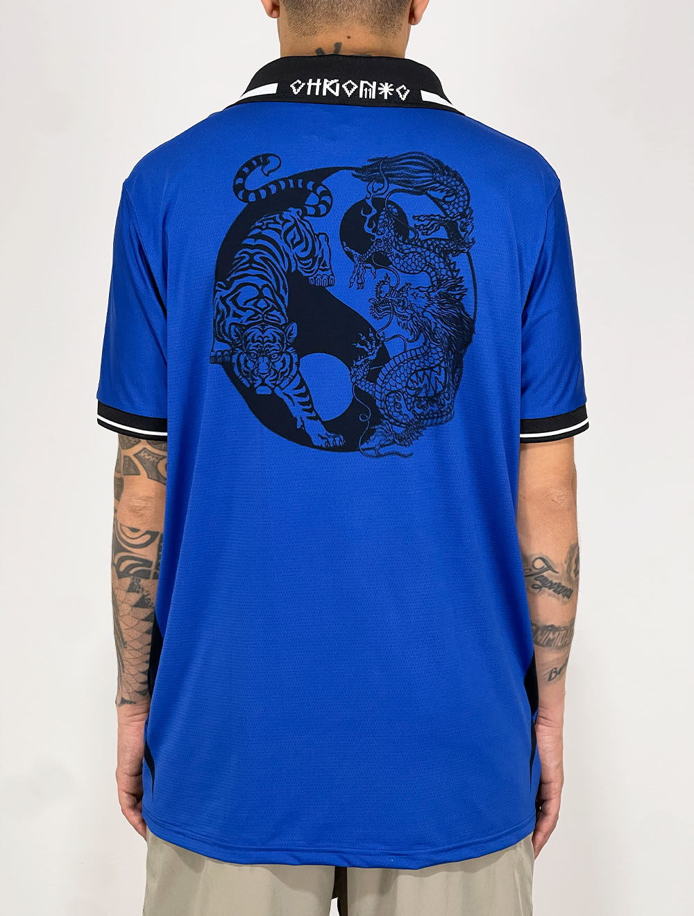 ERL Starry Shirt XL ブルー グラデーション g-dragon Camiseta Chronic de Time Tag Empire Tigre x Dragão - Azul