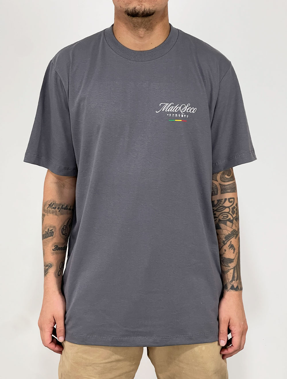 ウェア 00s  long t shirt Camiseta Chronic/Mato Seco Jah Sabe, Jah Vê Selassie - Cinza