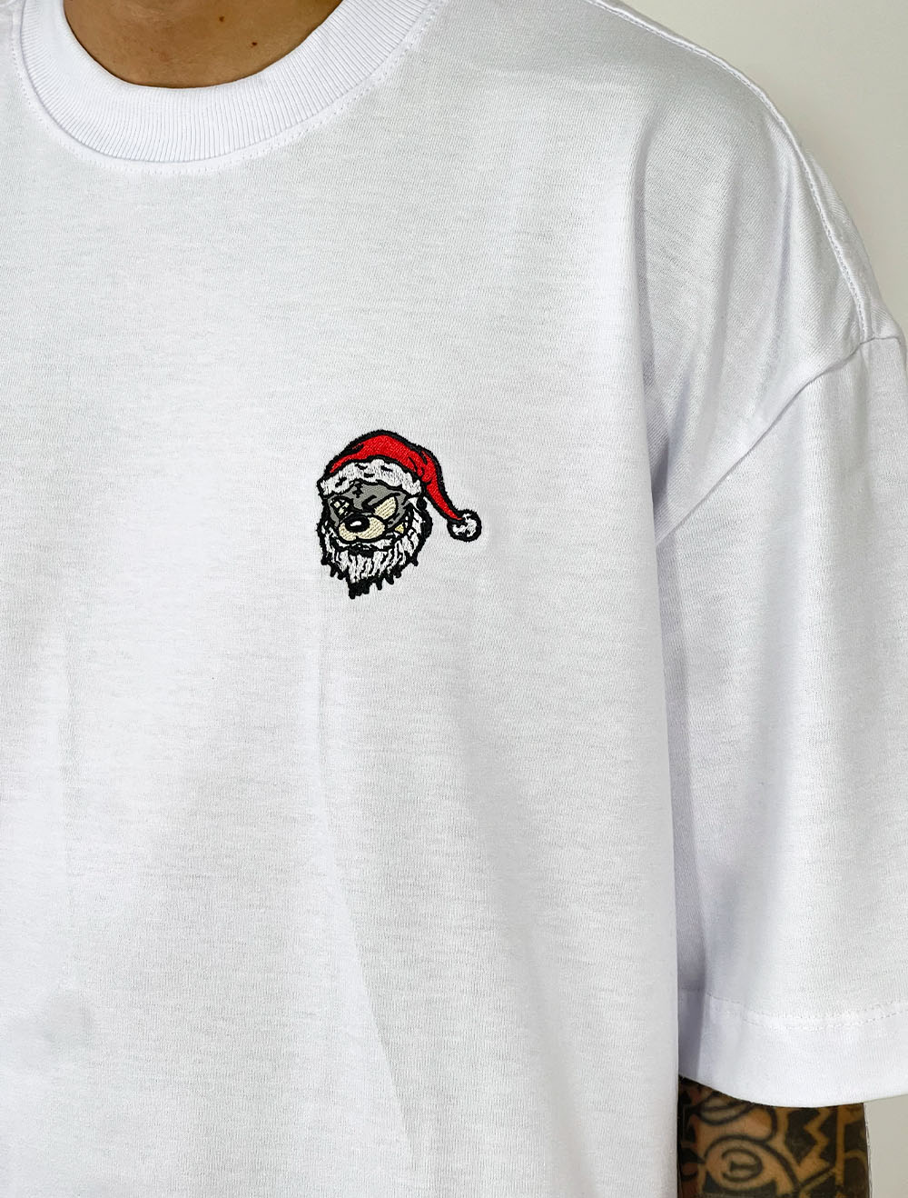 Camiseta Oversized Premium Trip Side Papai Urso de Natal - Branca