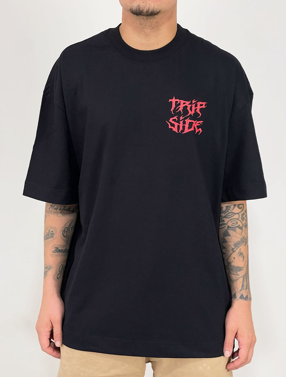 Camiseta Oversized Trip Side Tigre x Dragão Risco - Preta