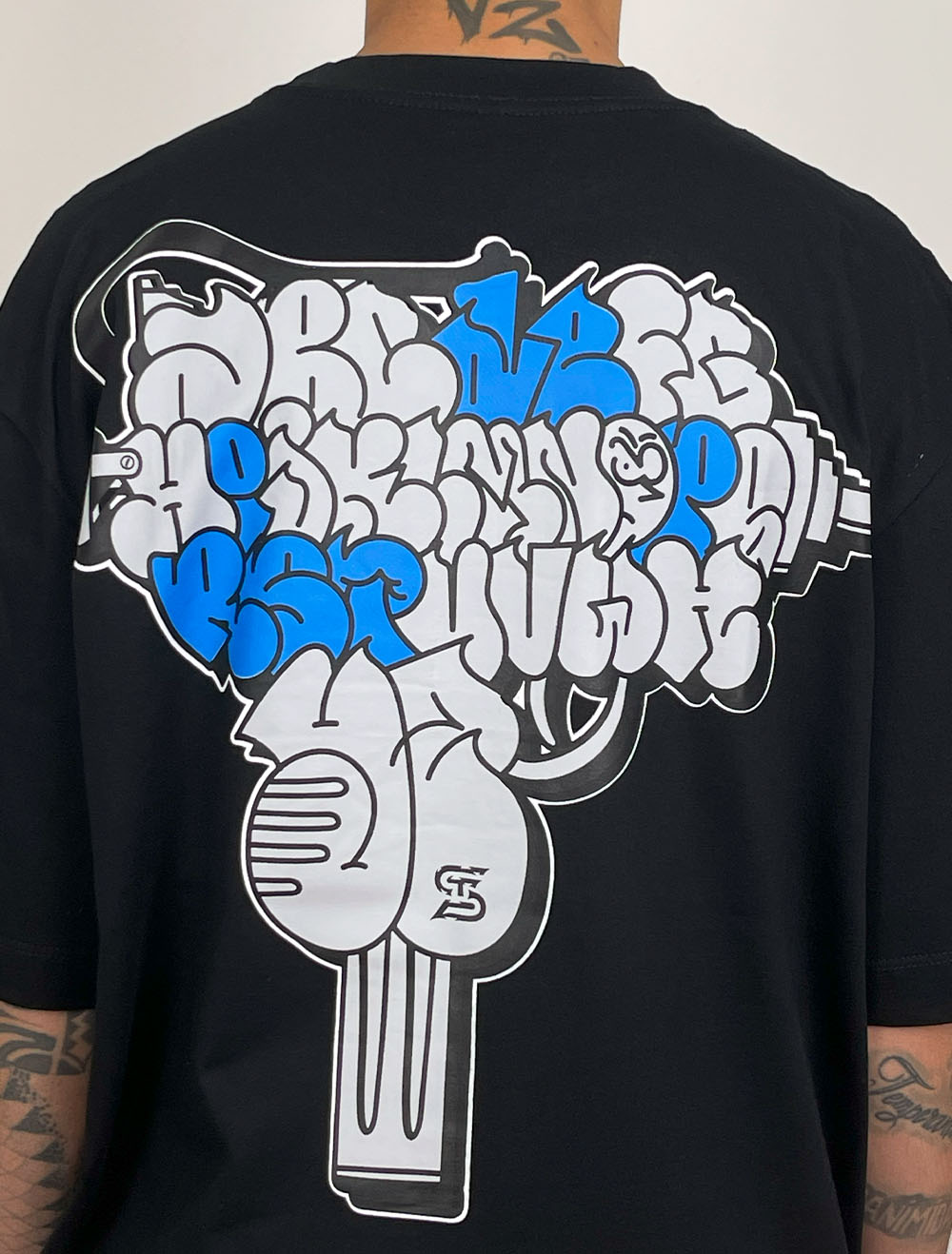 オーダー Camiseta Oversized Premium Trip Side Recorte Duo Code - Preta/Azul