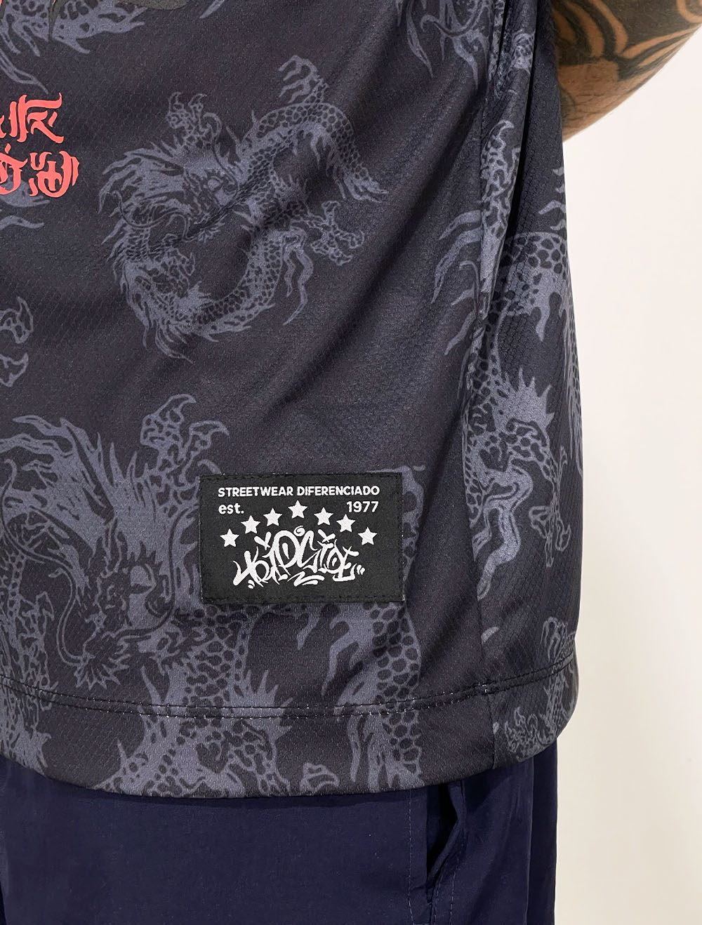 Camiseta De Time Oversized Trip Side Tag Oriental - Preta