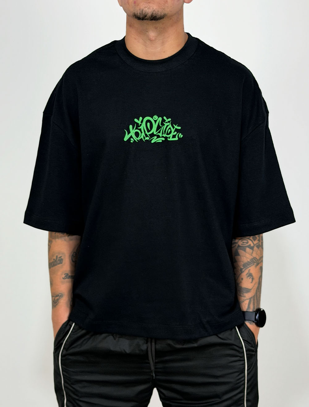 Tシャツ Camiseta Boxy Trip Side Tag Code - Preta