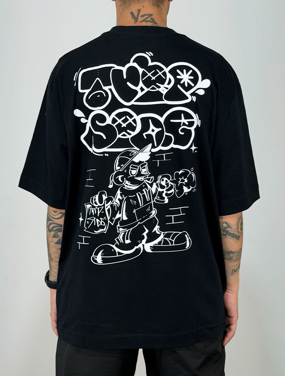 Camiseta Oversized Trip Side Breaking Rules - Preta