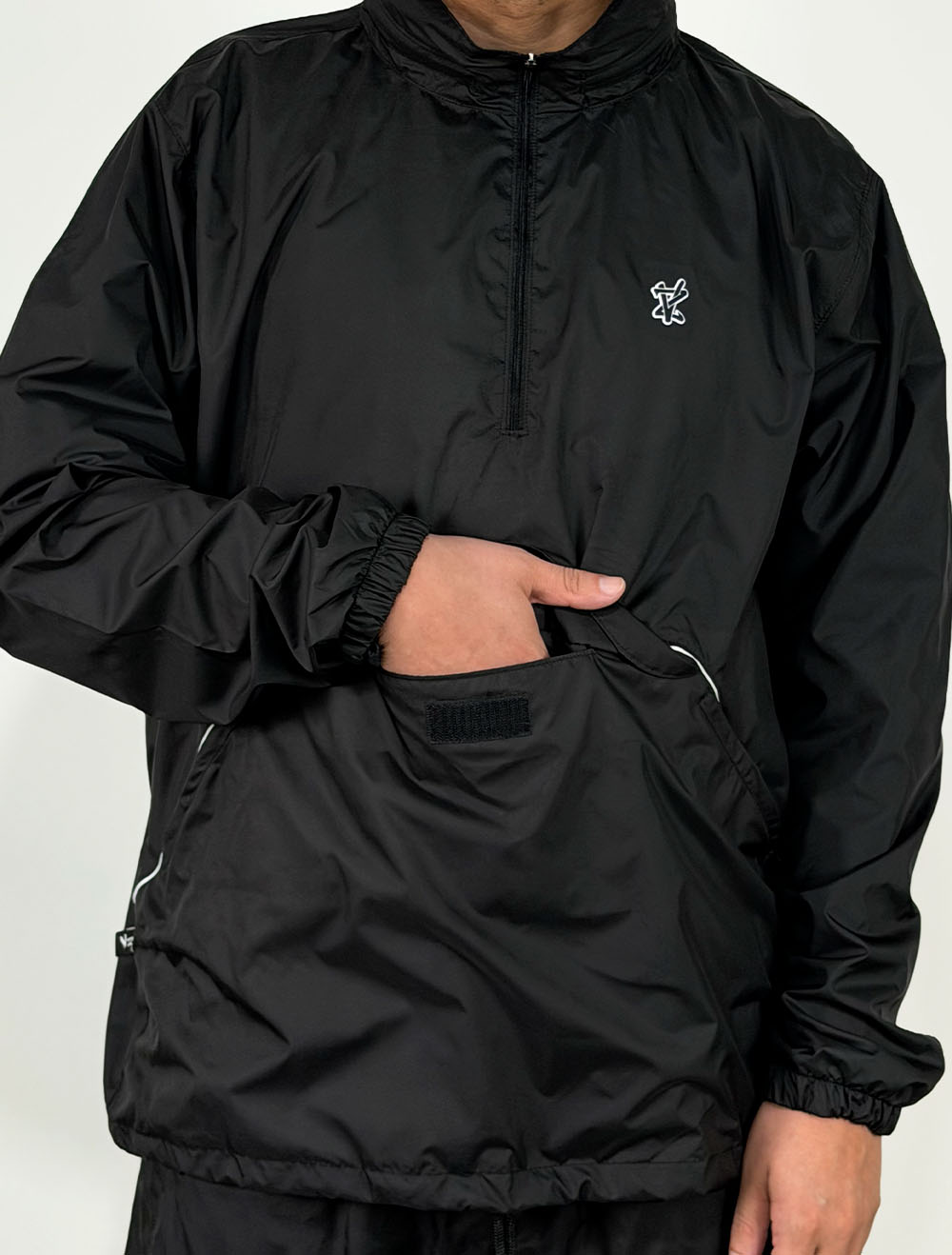 Jaqueta Corta Vento Vizu07 Anorak Line Logo New - Preta