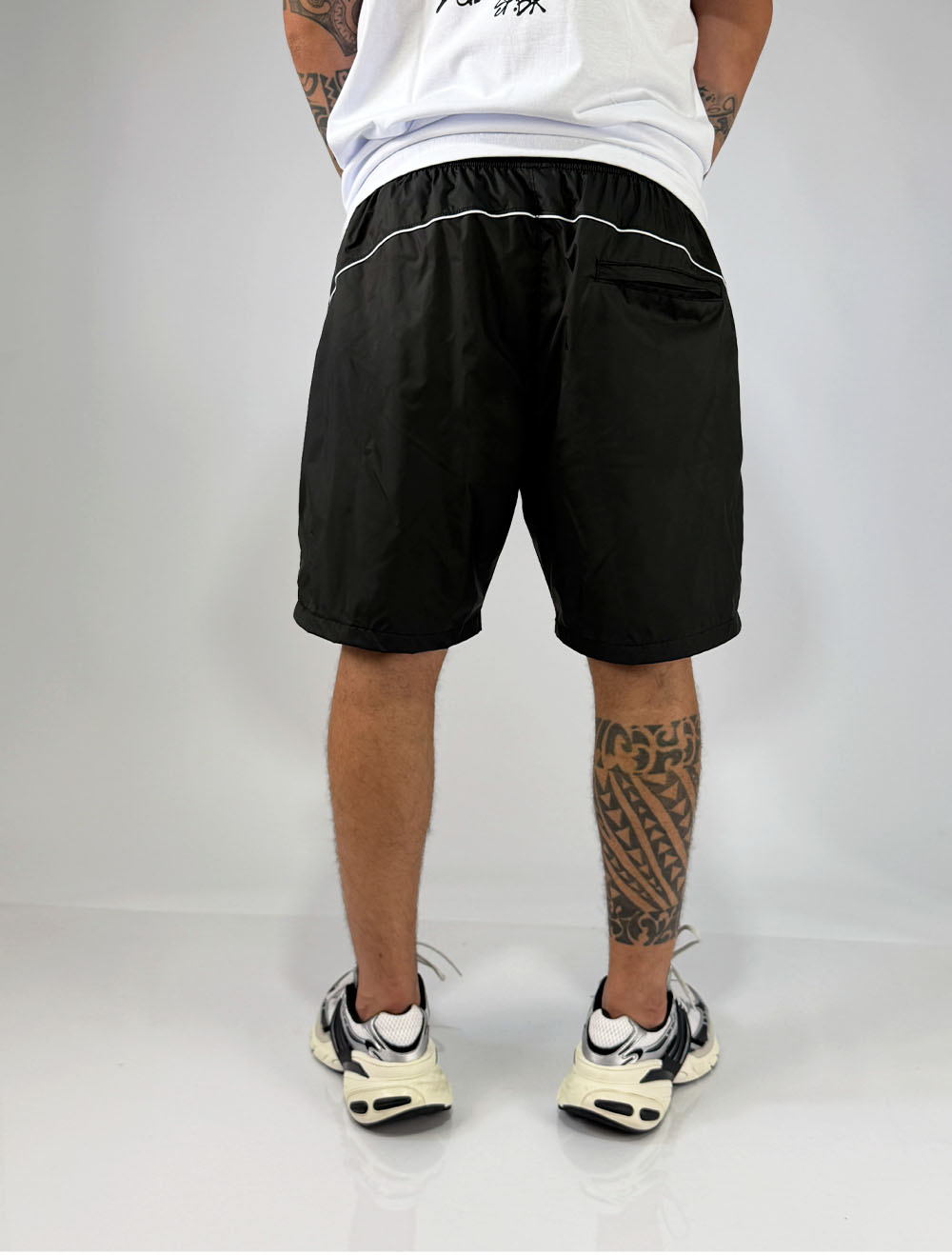 Shorts Médio Vizu07 Line Logo New - Preta
