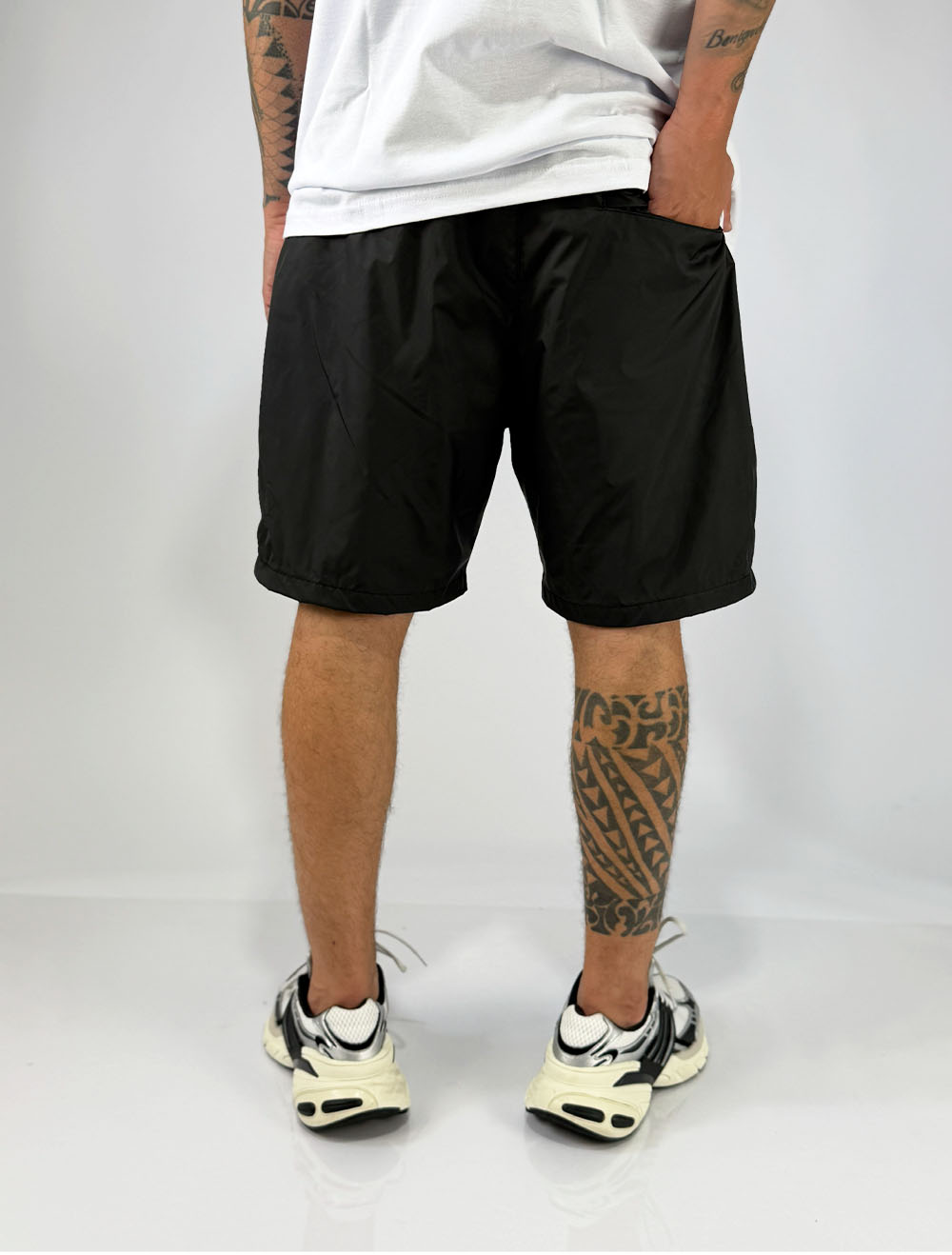 Shorts Médio Vizu07 Line Logo New - Preta