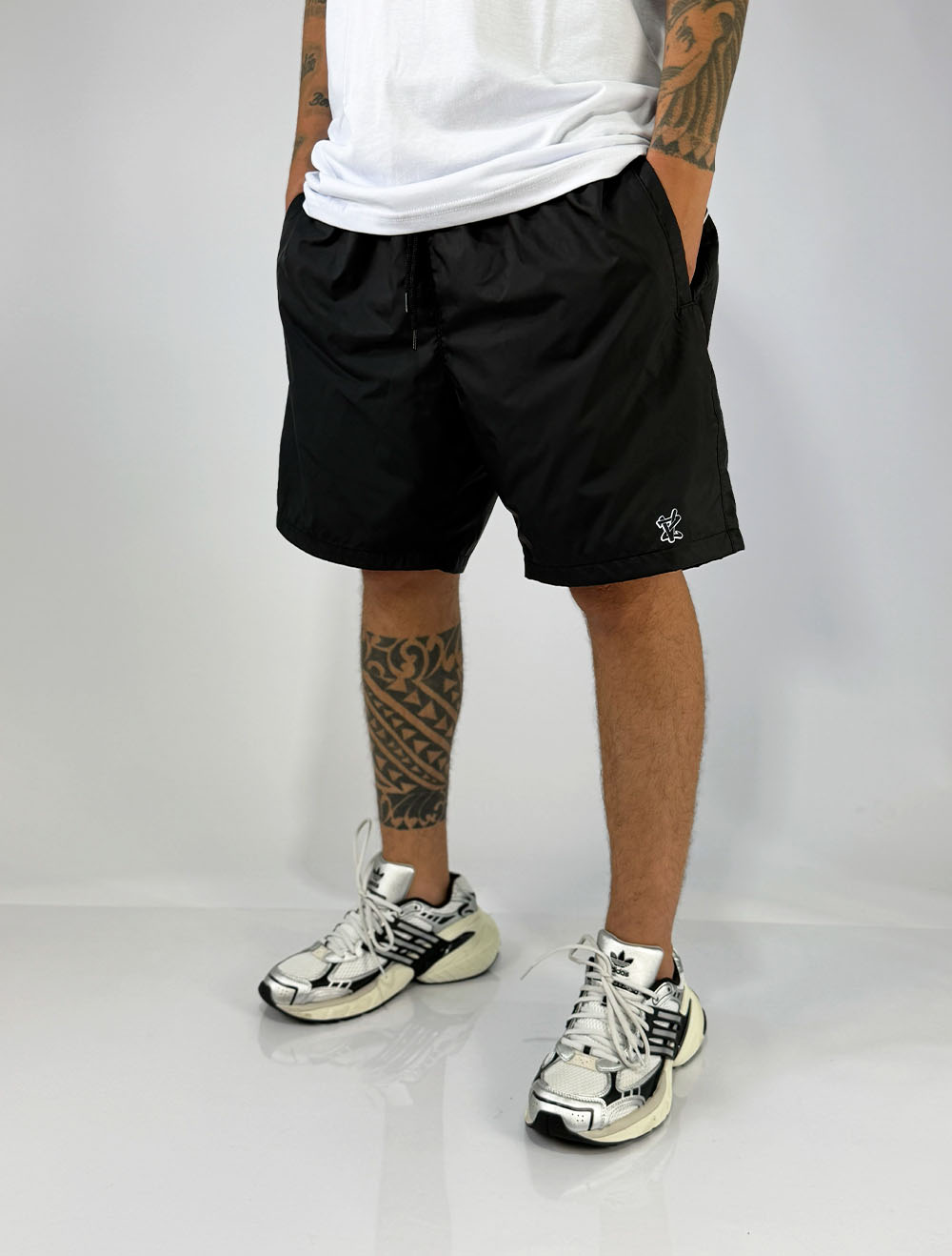 Shorts Médio Vizu07 Line Logo New - Preta