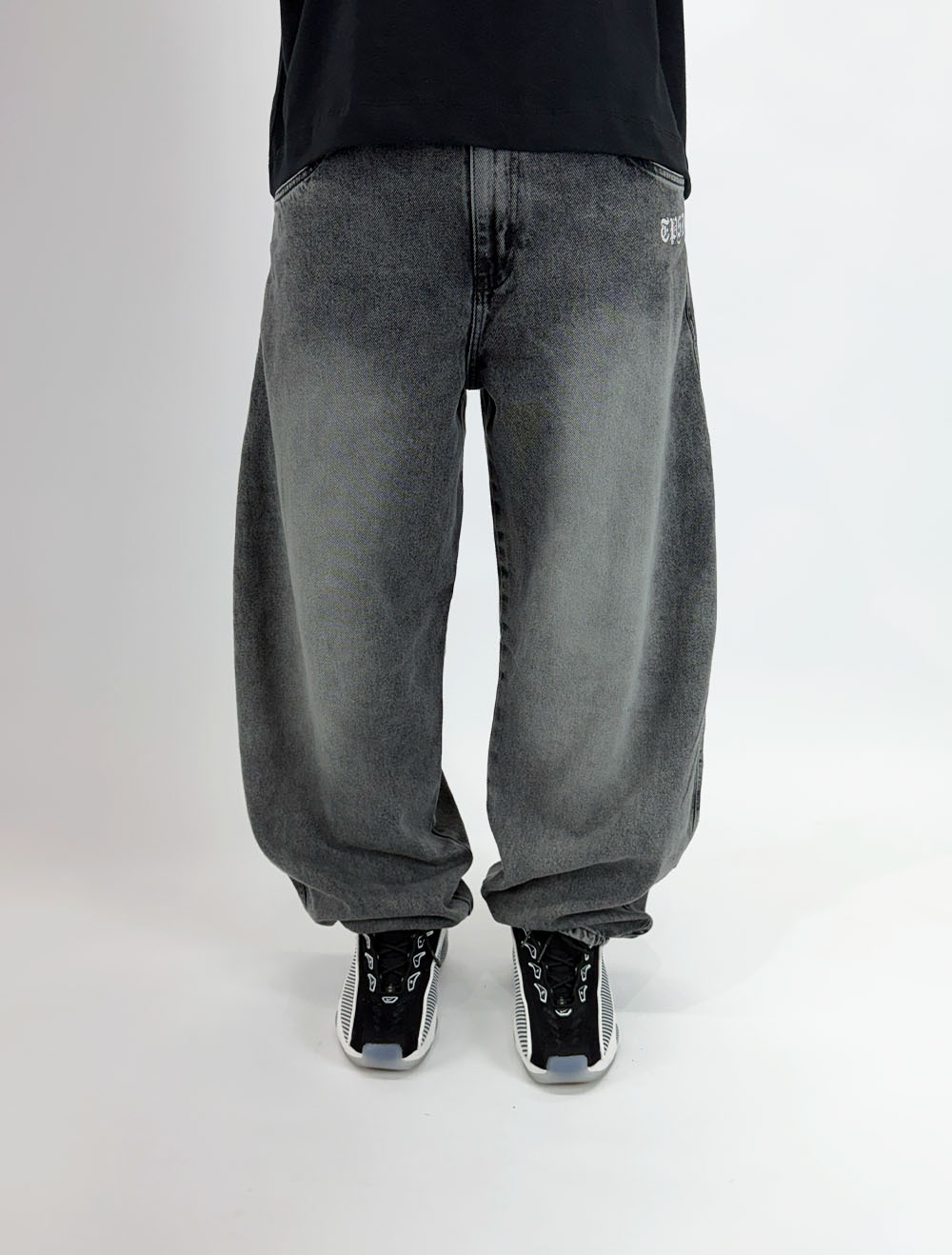 5 1/2 TUCKBARREL DENIM　27 Calça Jeans Barrel Trip Side Cruz Blades Lavagem - Cinza